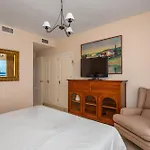 Bermuda Beachfront Living By Lica Homes Apartment *