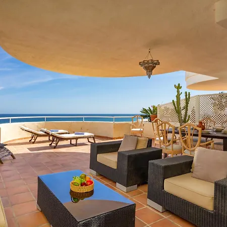 Bermuda Beachfront Living By Lica Homes Lejlighed