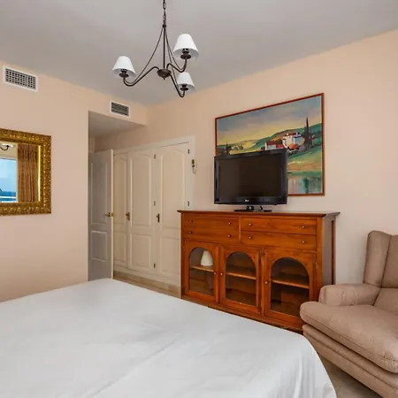 Bermuda Beachfront Living By Lica Homes Apartment *