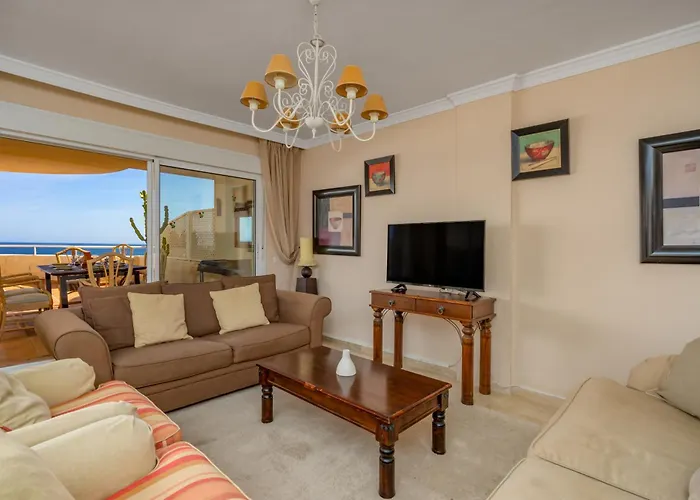 Bermuda Beachfront Living By Lica Homes Apartment